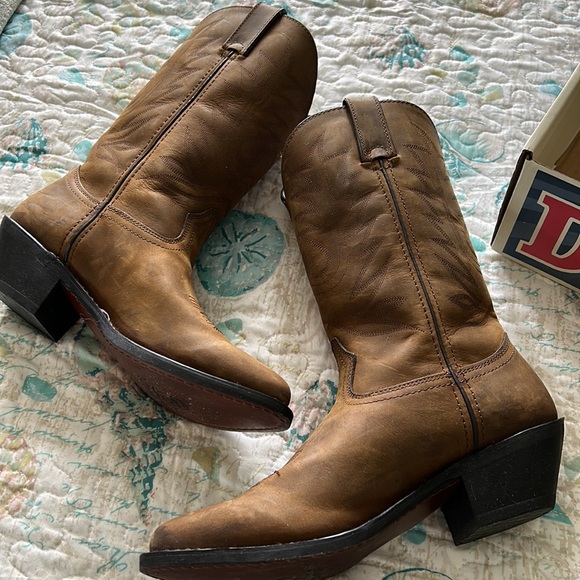 Durango Womens cowboy boots. - Picture 4 of 9